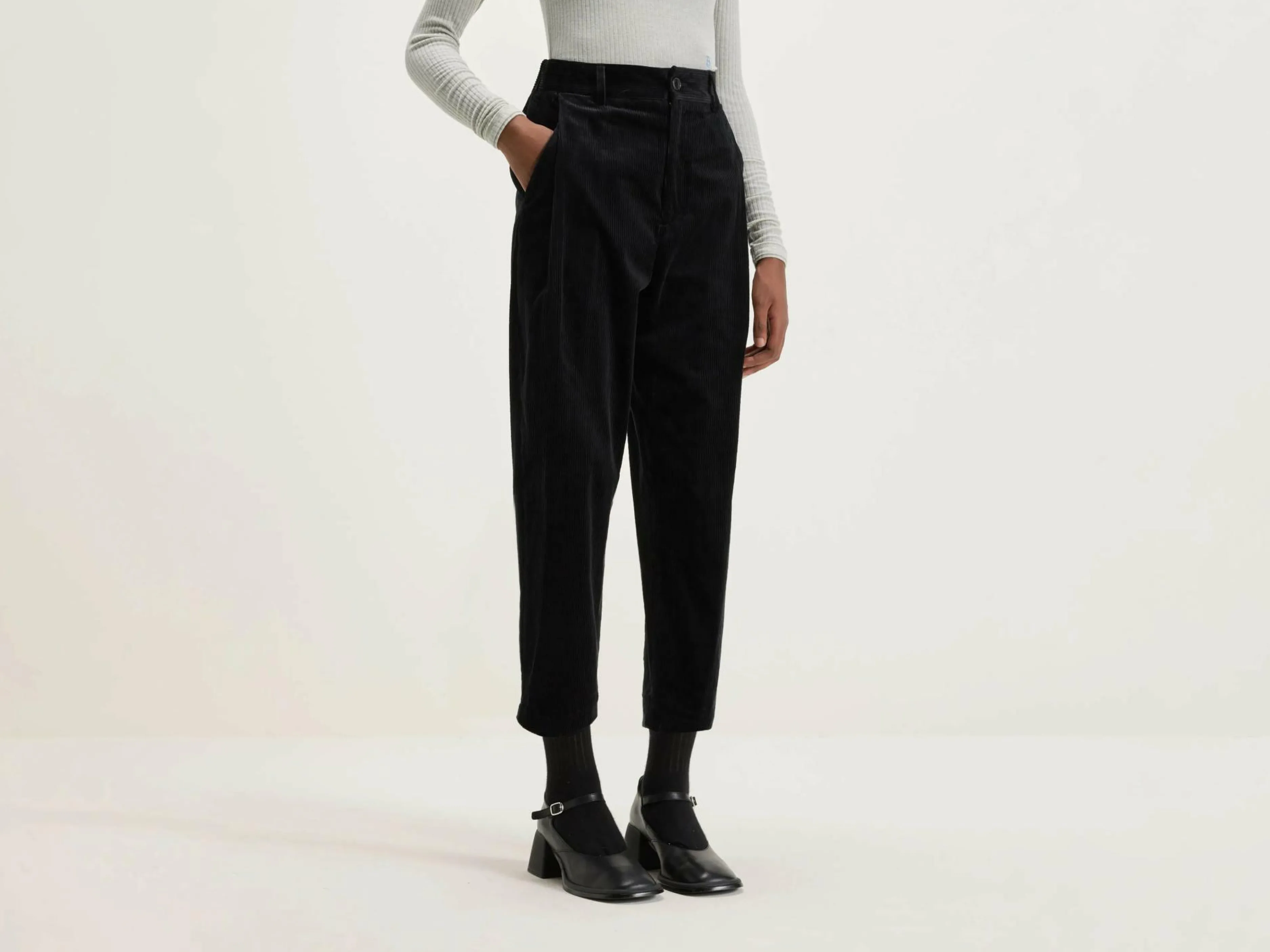 Pantalons-Nicholson & Nicholson Pantalon Sand Boyfriend En Velours Côtelé